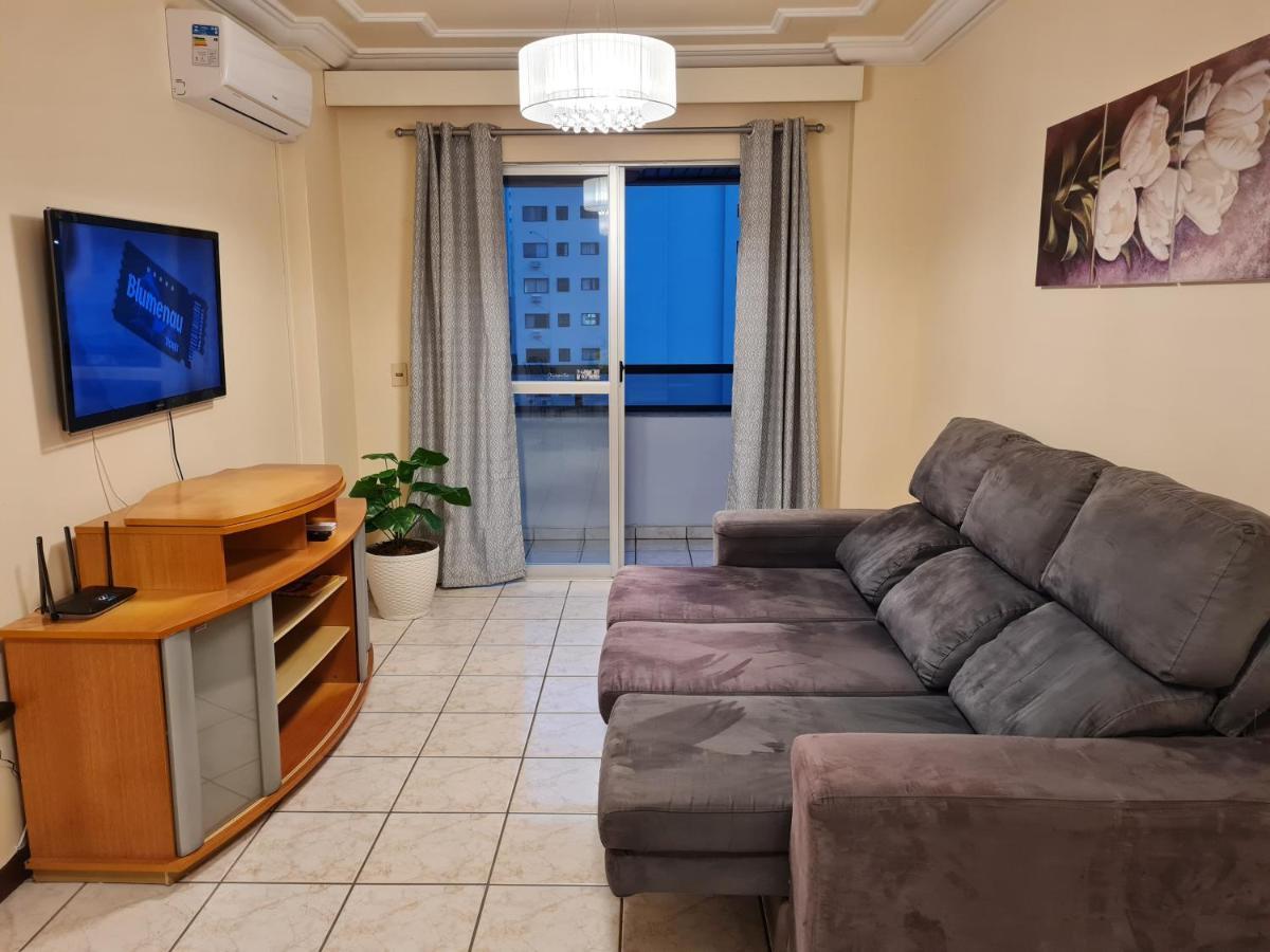Appartamento Apartamento 2 Quartos Central Diferenciado Balneário Camboriú Esterno foto