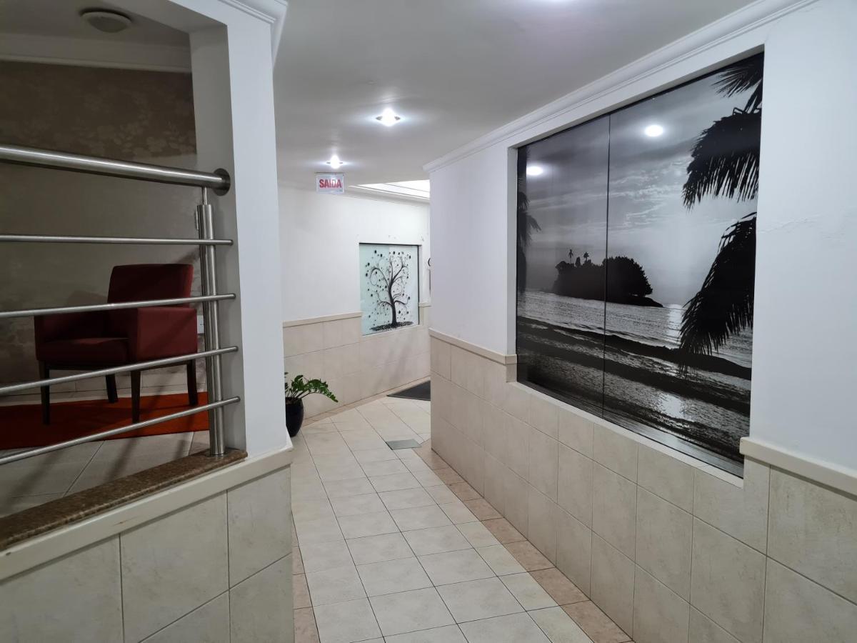 Appartamento Apartamento 2 Quartos Central Diferenciado Balneário Camboriú Esterno foto